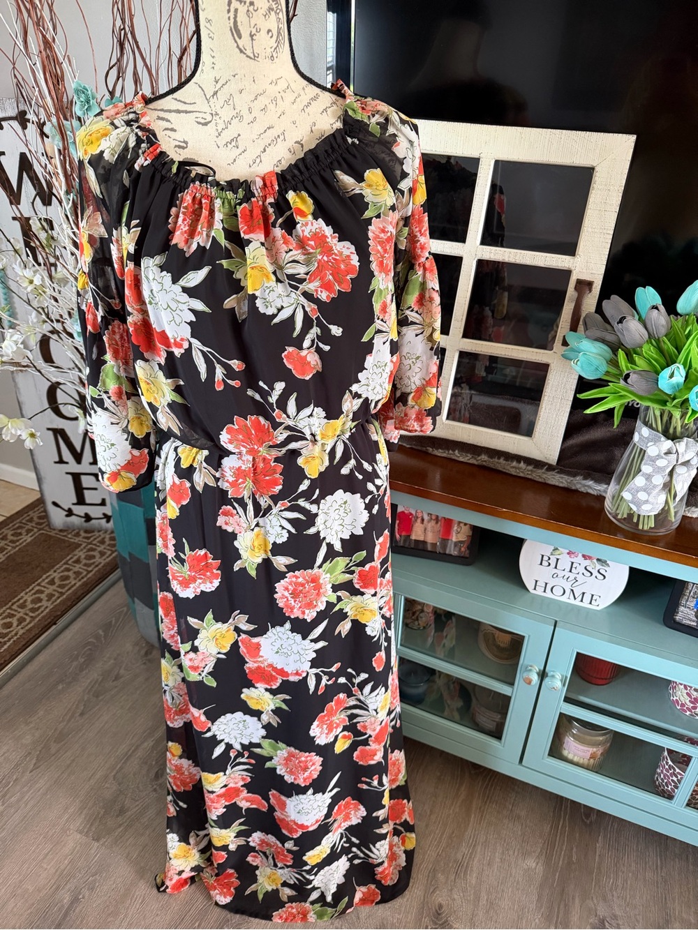 Nine West Black Floral Off-Shoulder Dress with Red & Green Accents Size 4